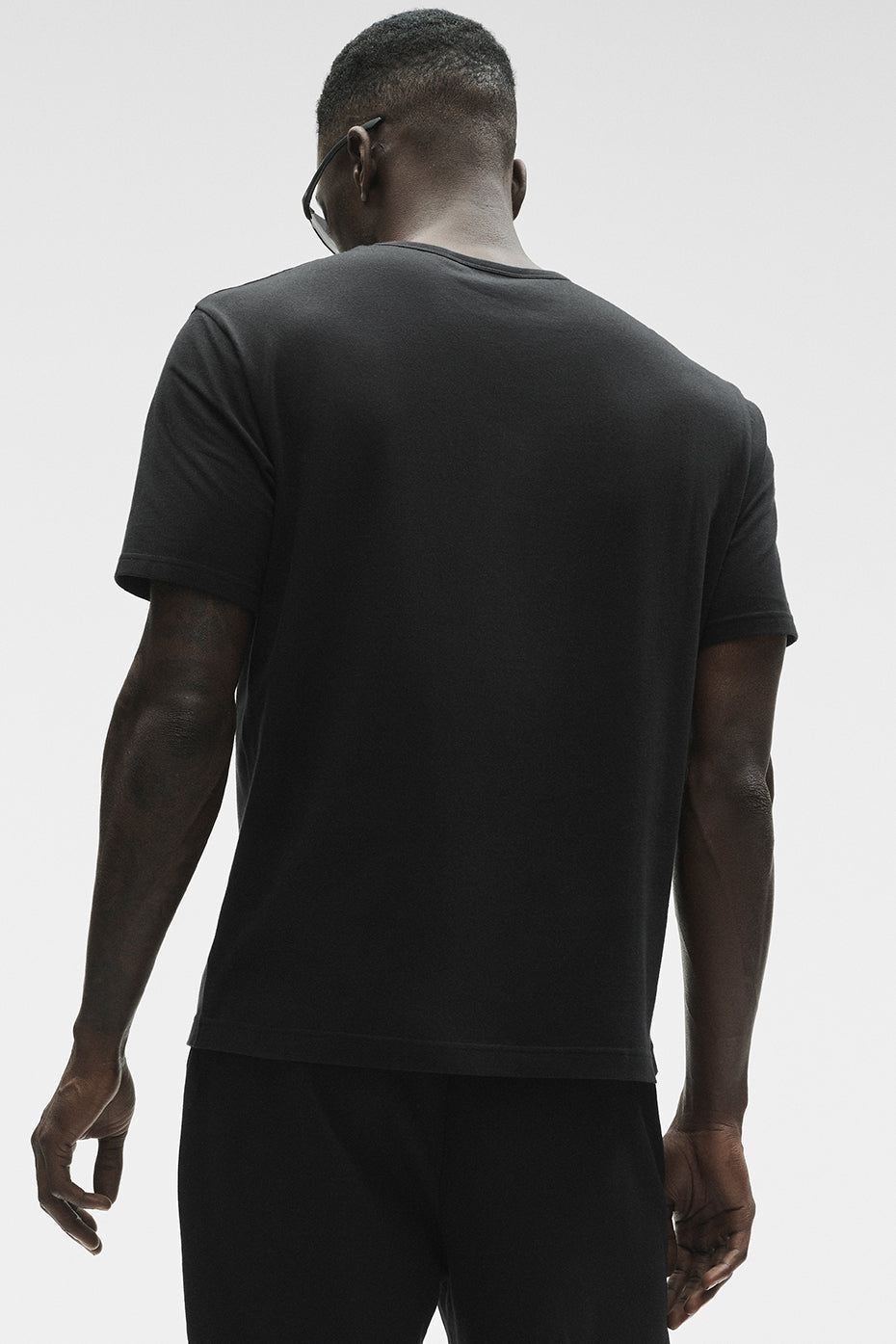Street Essential Tee - Black