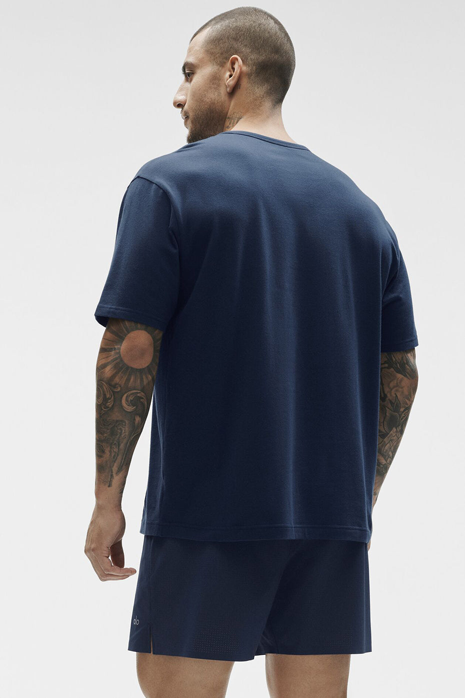 Street Essential Tee - Navy