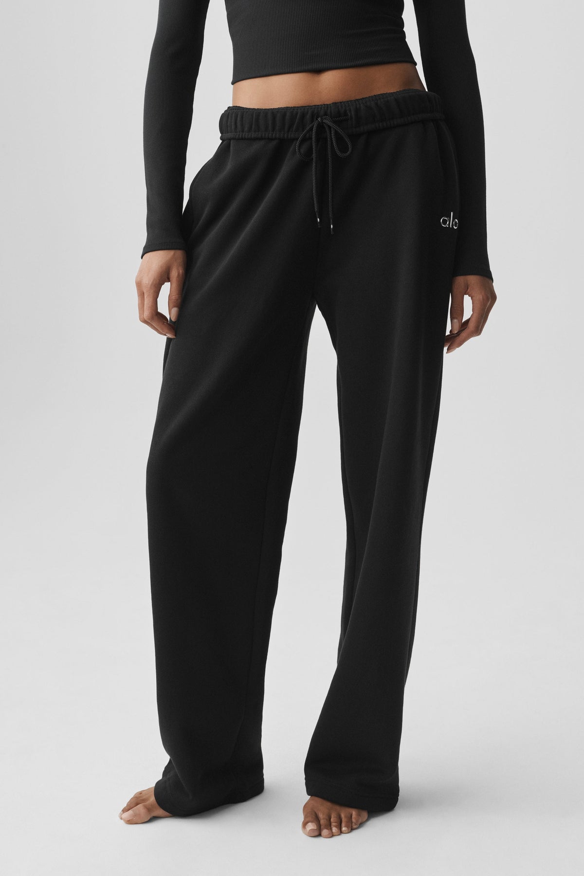 Accolade Straight Leg Sweatpant - Black