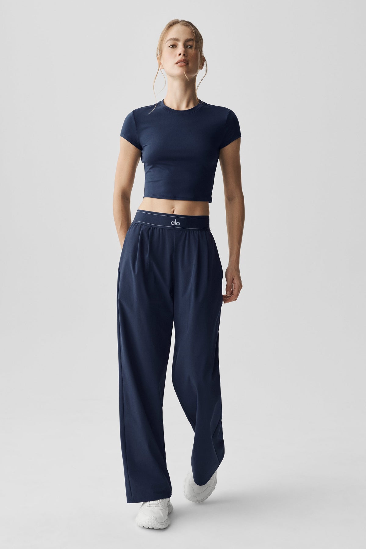 Suit Up Trouser (Short) - Navy