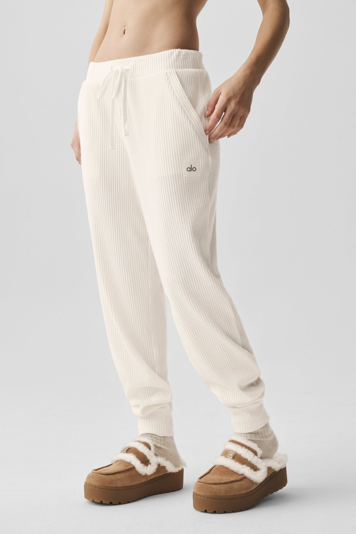 Muse Sweatpant - Ivory
